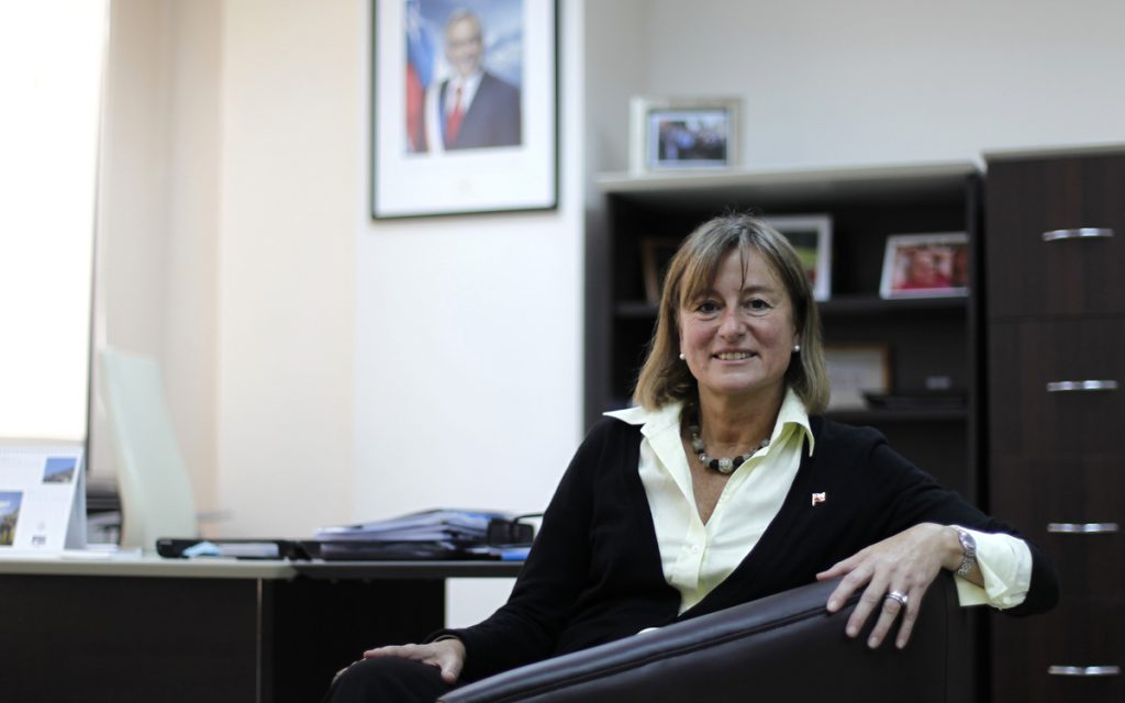 Ministra de Medio Ambiente Maria Ignacia Benitez