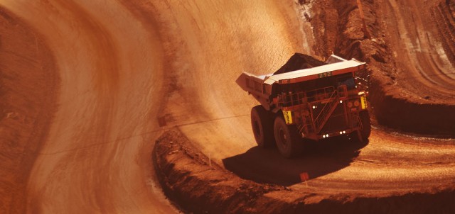 Grandes mineras de cobre en el país confirman alzas en producción para 2013