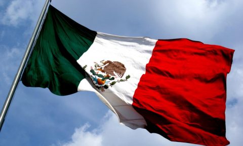 La propuesta del presidente Peña Nieto busca superar el riesgo que representa para el crecimiento del país el escenario de altos precios energéticos.