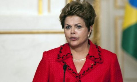 La presidenta brasileña redujo las tarifas eléctricas para reactivar la industria y contener la inflación
