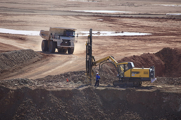 Perú y Chile ratifican amplias posibilidades de cooperación en minería