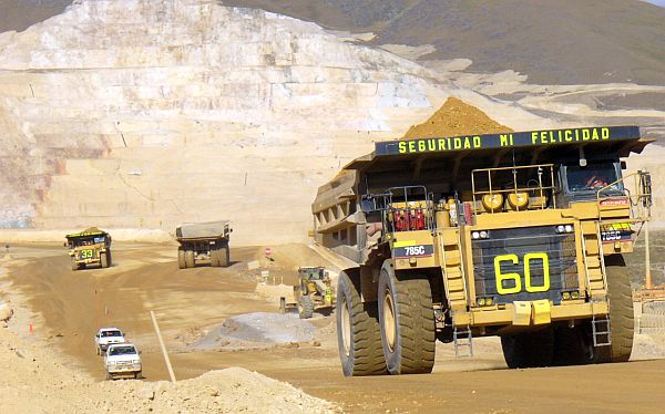 Cartera de inversiones chinas en minería peruana suma US$ 12.500 millones	