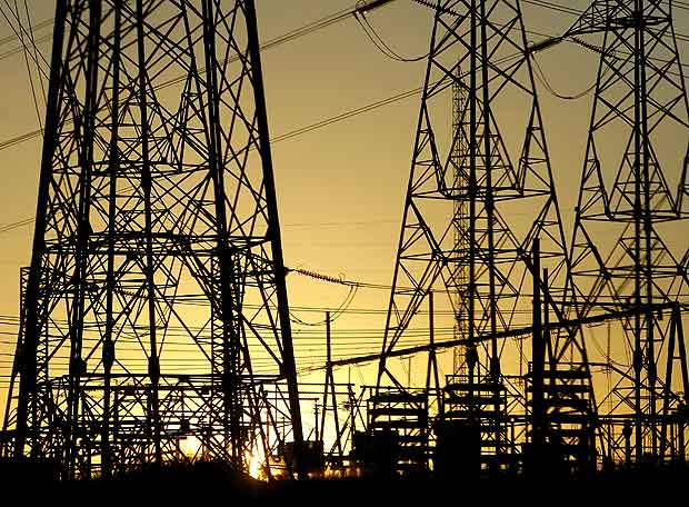 Electric power companies in alert for the complex mining industry scenario that will also affect the power generation investments