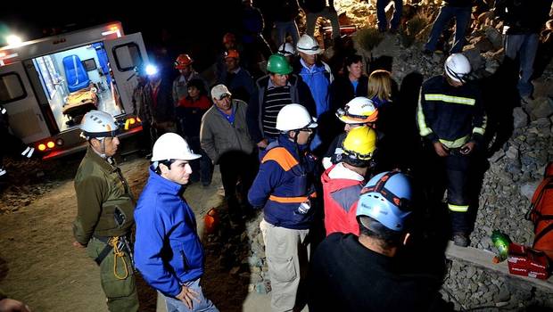 Mineros atrapados en Taltal fueron rescatados ilesos