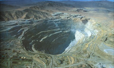 Chuquicamata estaría perdiendo rentabilidad por baja del cobre