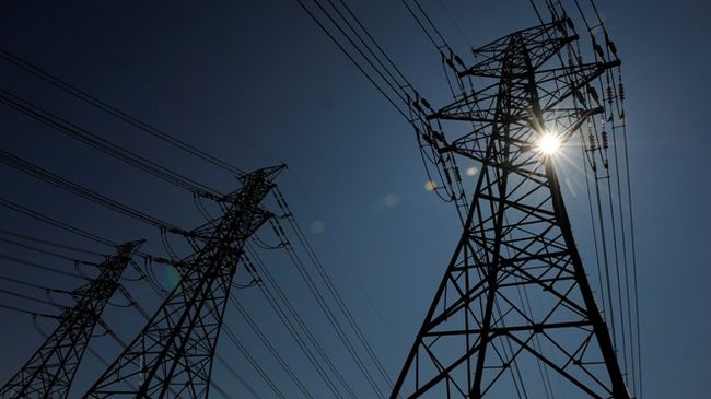 Estudio dice que unión de sistemas eléctricos no genera un beneficio económico para el país	