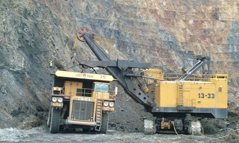 Exportaciones mineras de Perú sufren baja en su primer trimestre