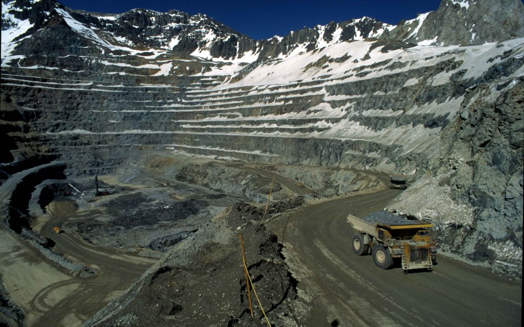 Ministro de Minería visitó mineral El Teniente y yacimiento Tres Vetas en Chancón
