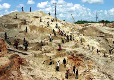 Puno colaborará con gobierno peruano en proceso de formalización de mineros