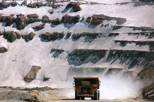 En noviembre comenzará normativa de trabajo en altura en la minería	