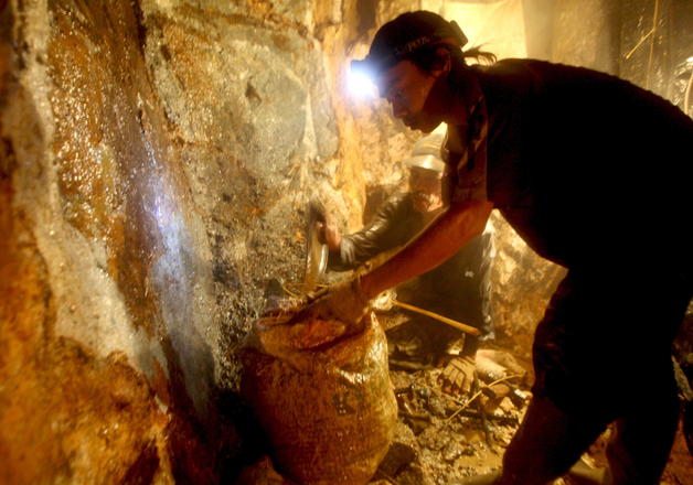 Bolivia: El oro atrae a 60% de las 700 cooperativas mineras del país