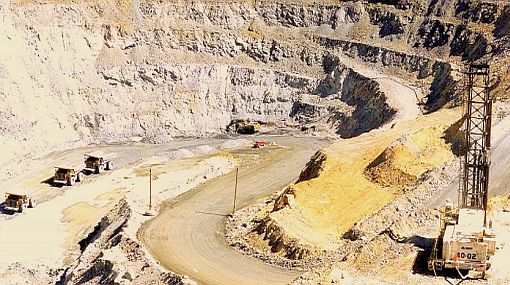 Minera Hochschild comprará el 40% restante de sus activos en Perú