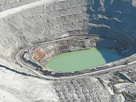 Costos de desalinización obligaría a mineras a retomar exploración de acuíferos	