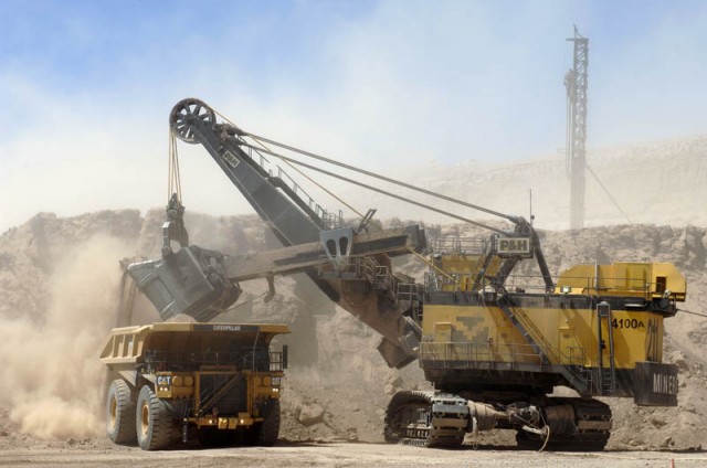 Producción industrial registró aumento con ayuda de la minería