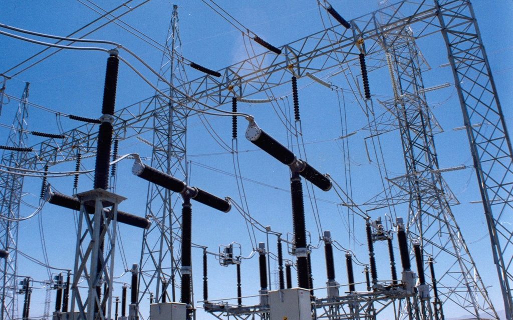 Generadoras cuestionan ante tribunal eléctrico rol de la autoridad en decisiones de los CDEC	