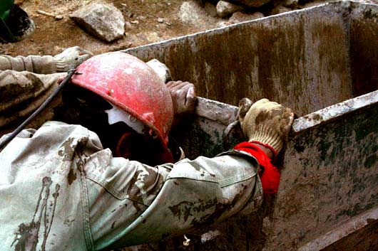 Perú asegura que continuará formalización minera pese a manifestaciones