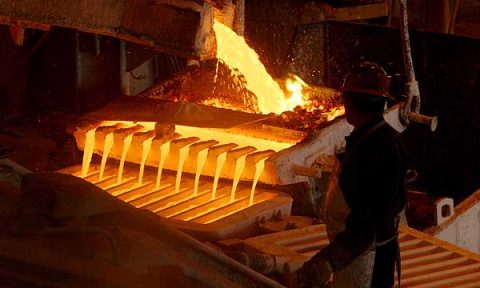 Valor bursátil de mineras de cobre cae hasta 16% en marzo