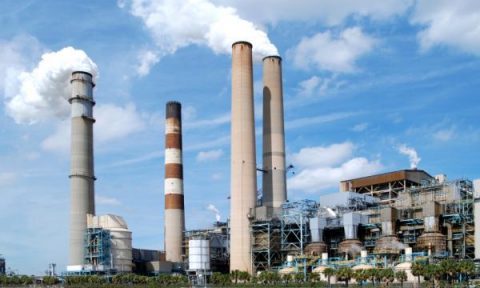 Ministro de Medio Ambiente lamenta "satanización" de termoeléctricas