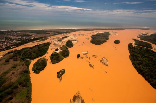 Samarco-desastre-ambiental-brasil